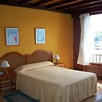 Ξενοδοχείο Sarga 3*