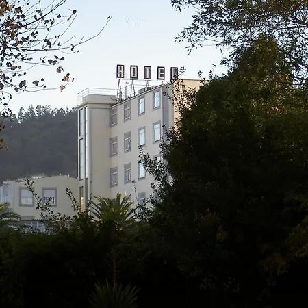 Hotel Sarga 3*