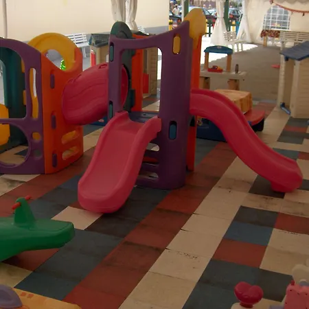 Hotel Sarga 3*