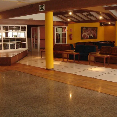 Hotel Sarga Cabañas