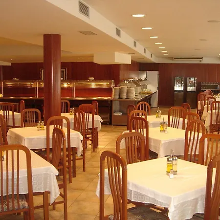 Hotel Sarga 3*