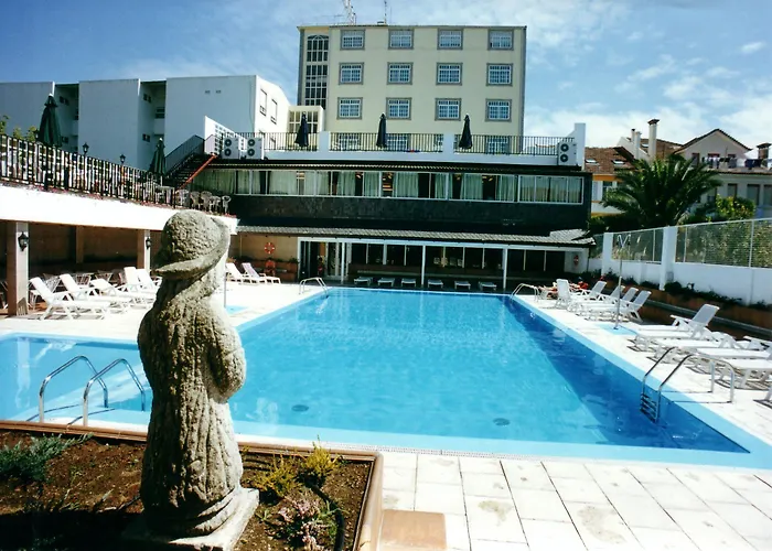 Hotel Sarga 3*